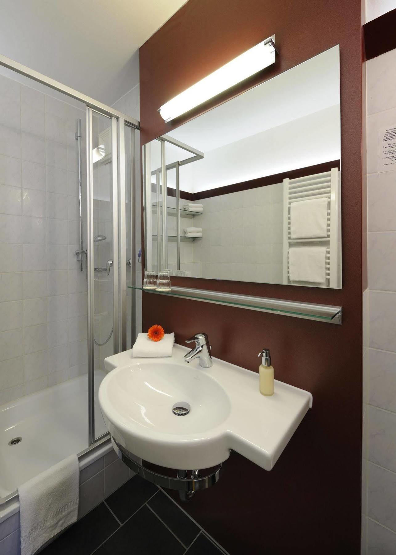 Johannesbad Hotel Phoenix Bad Fussing Ngoại thất bức ảnh